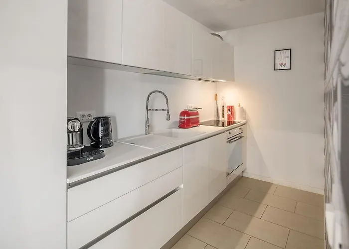 Apartment Residence Porec شقة *